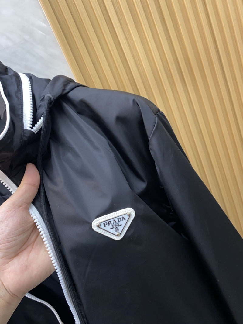 Pra*a outwear
